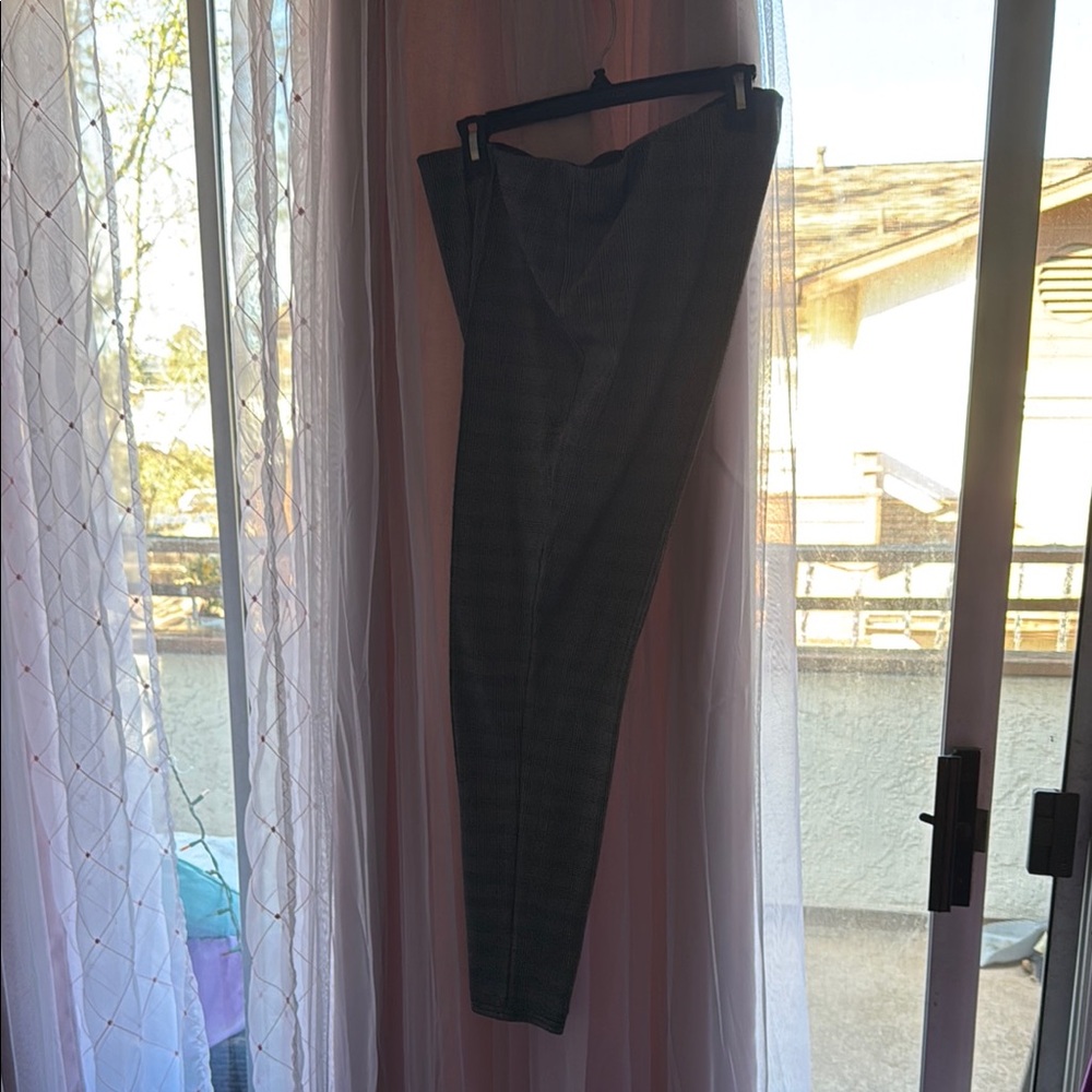 Gray Dress Pants with Slim Cut and Tapered Legs